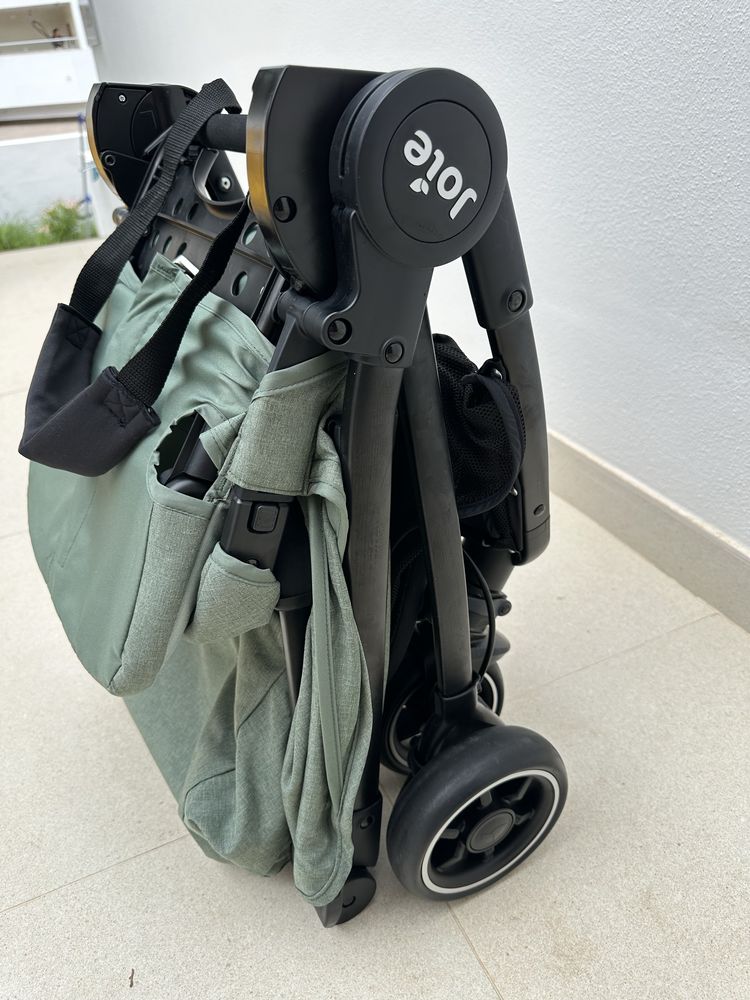 Carrinho passeio Joie - Novo com saco de viagem e proteção chuva