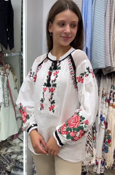 Жіночі вишиті сорочки, вишиванки, блузки.