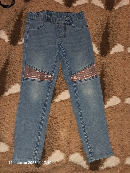 Суперові джинси на дівчинку 134