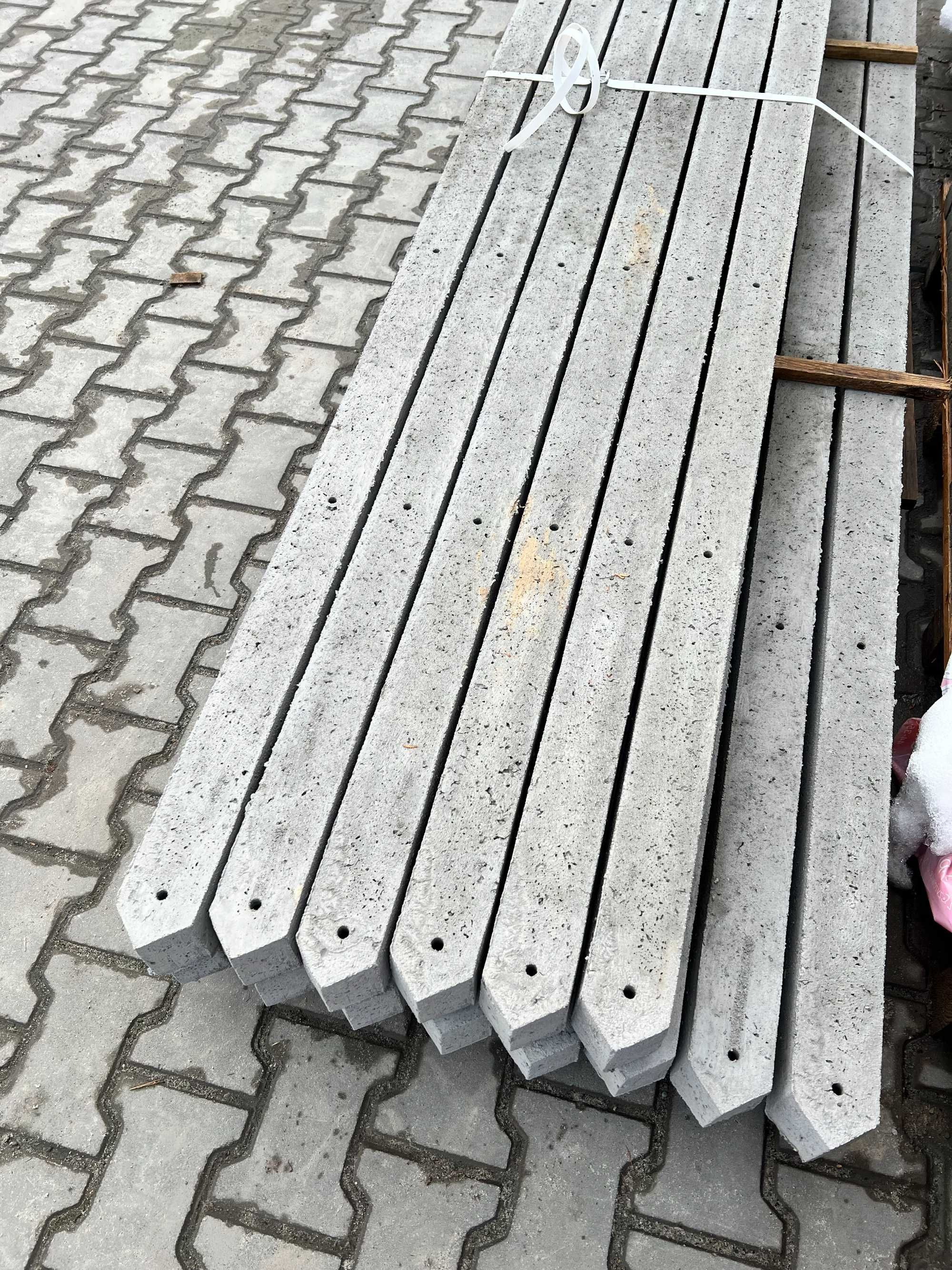 Słupki betonowe ogrodzenie sadownicze do siatki leśnej winnica 2,60