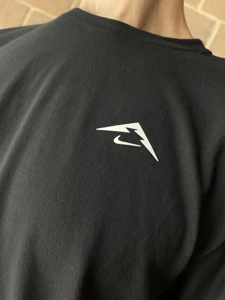 Чоловіча футболка Nike trail dfadv solar chase ss