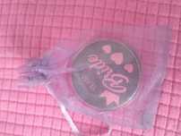 Pins/ Crachá com fecho