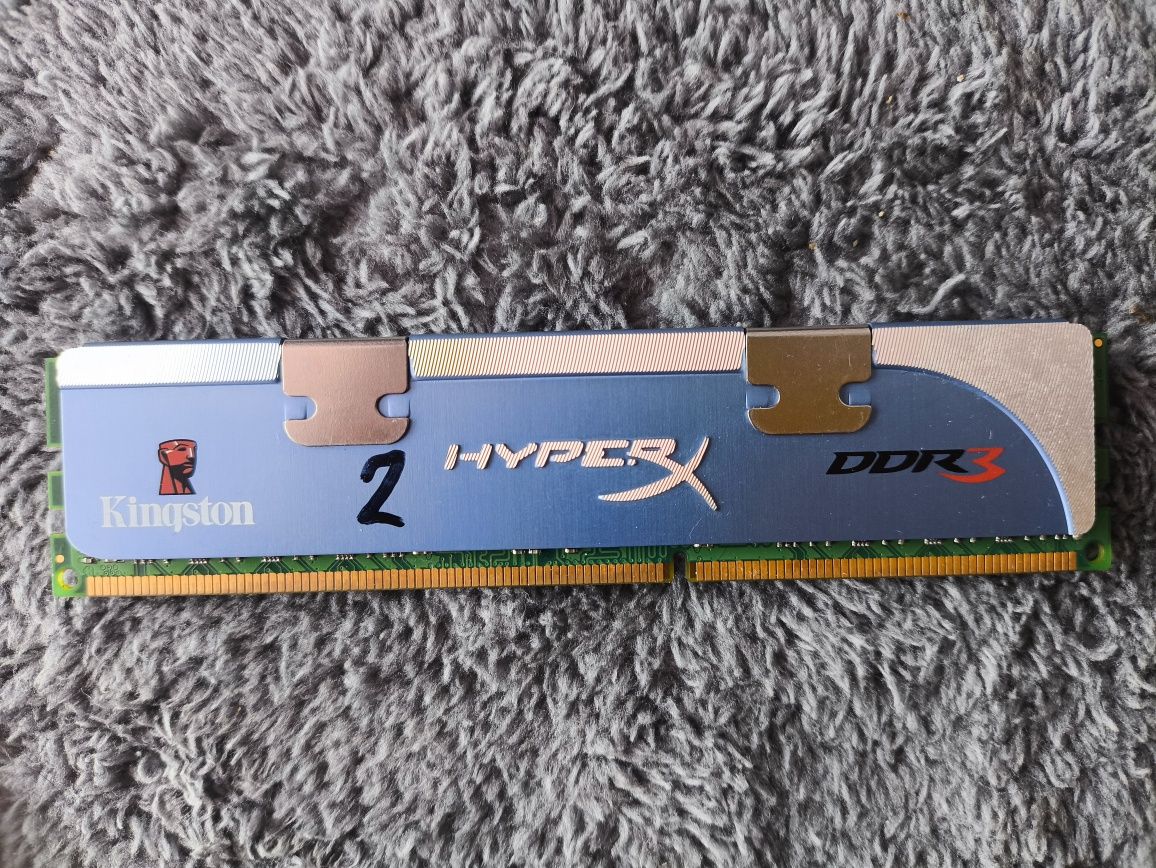 PAMIĘĆ RAM 2GB DDR3 1333MHz CL7 Kingston HyperX