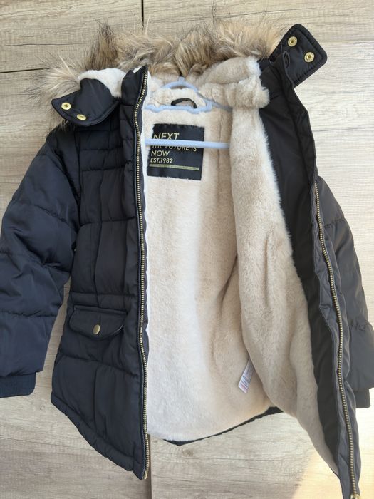 Зимова куртка next 110 см