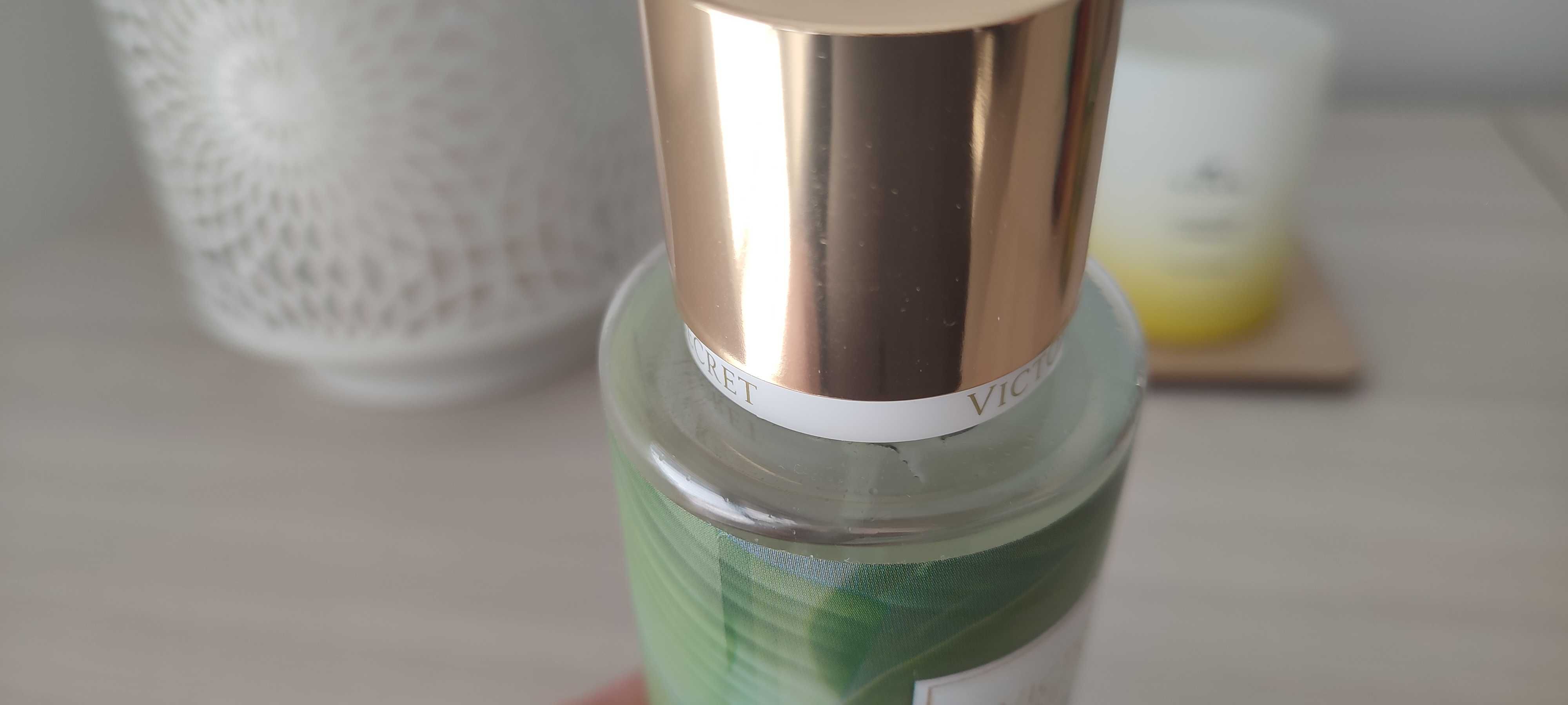 Mgiełka do ciała Victoria's Secret "Beneath The Palms", 250 ml