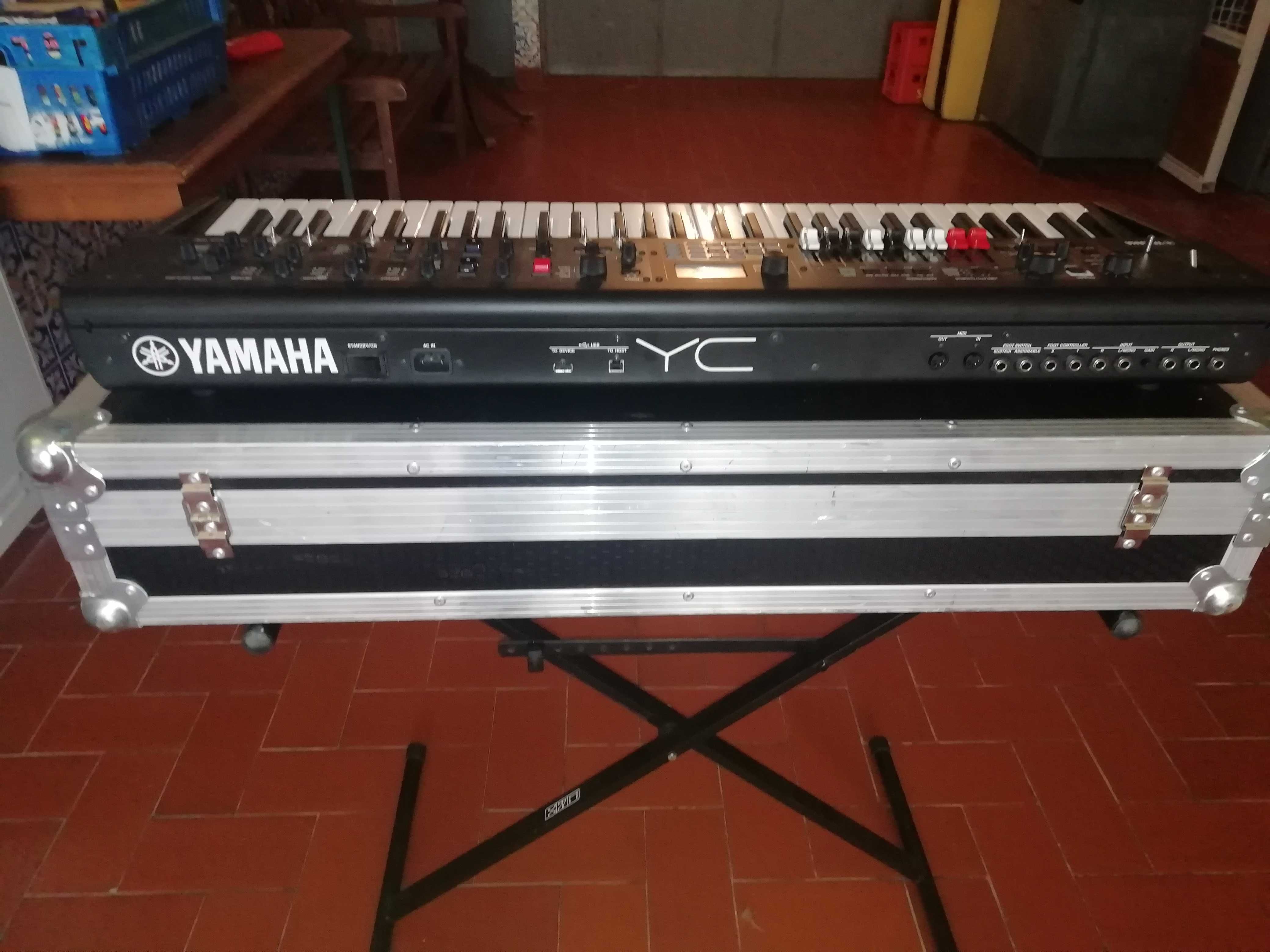 teclado Yamaha YC 61