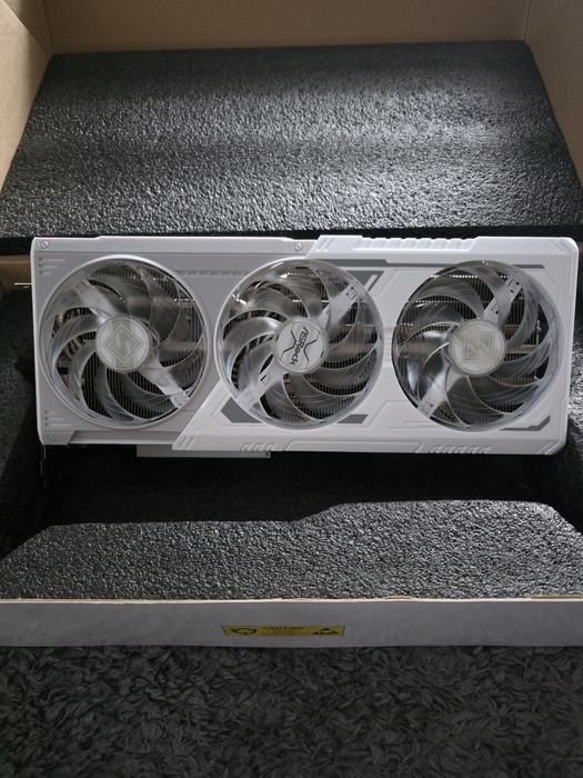 AMD Radeon 9070xt