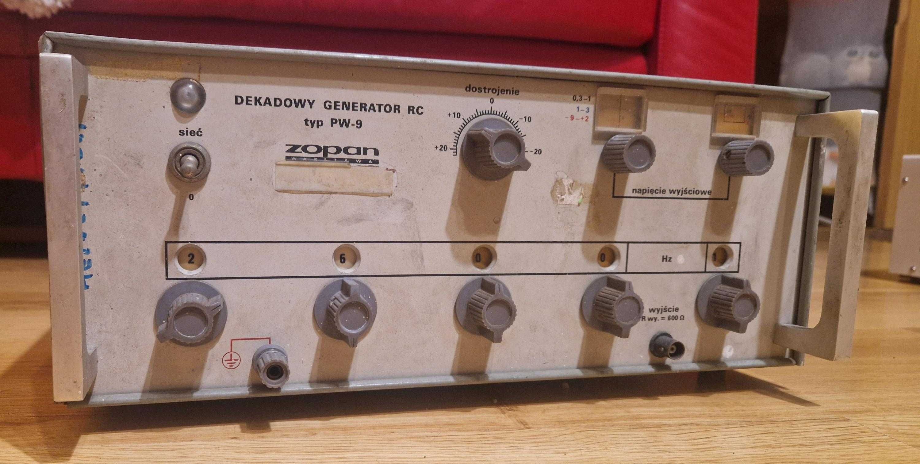 Generator dekadowy RC typ PW-9, retro PRL