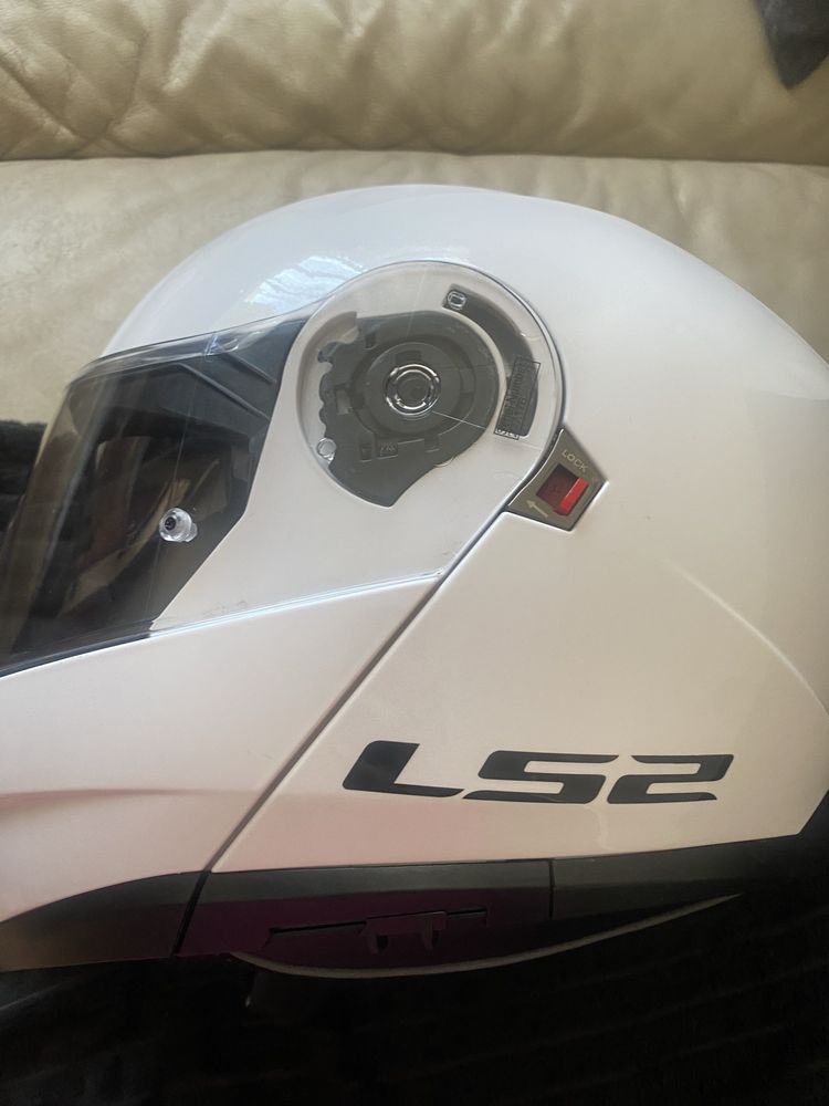 Kask strobe LS2……..