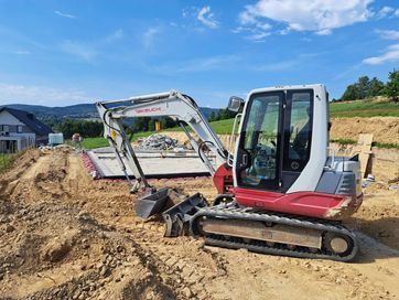 Koparka gąsienicowa Takeuchi TB 250