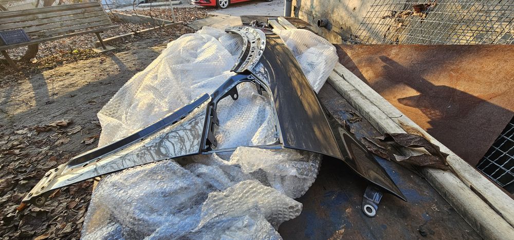 Audi e-tron переднее левое крыло