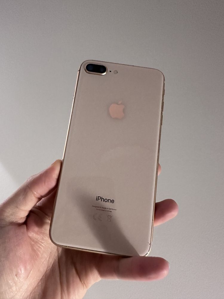 iPhone 8 Plus 64Gb