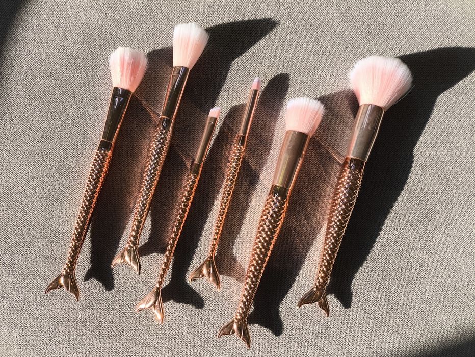 Zestaw 6 pędzli do makijażu