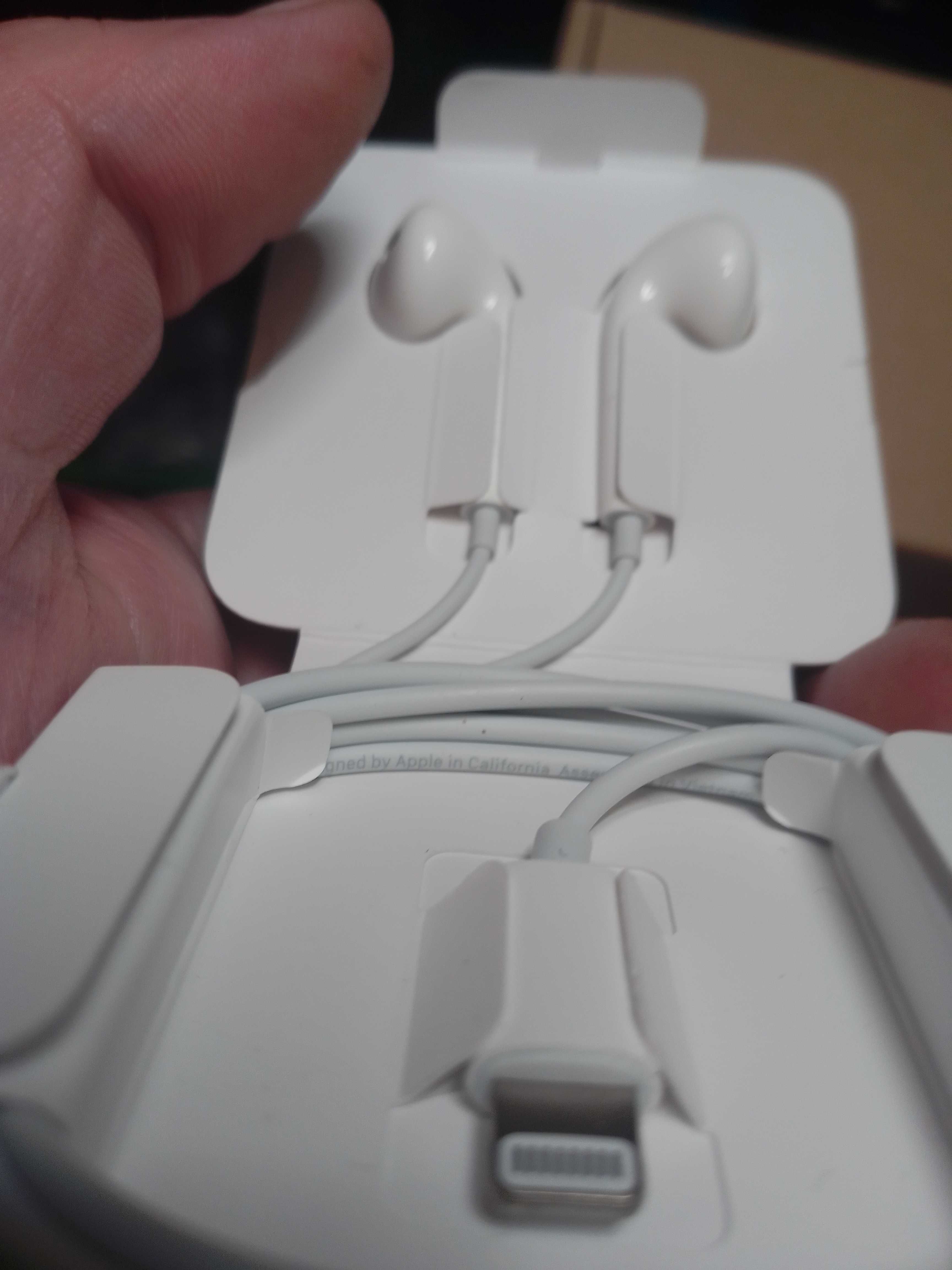 Продам Earpods Apple проводные