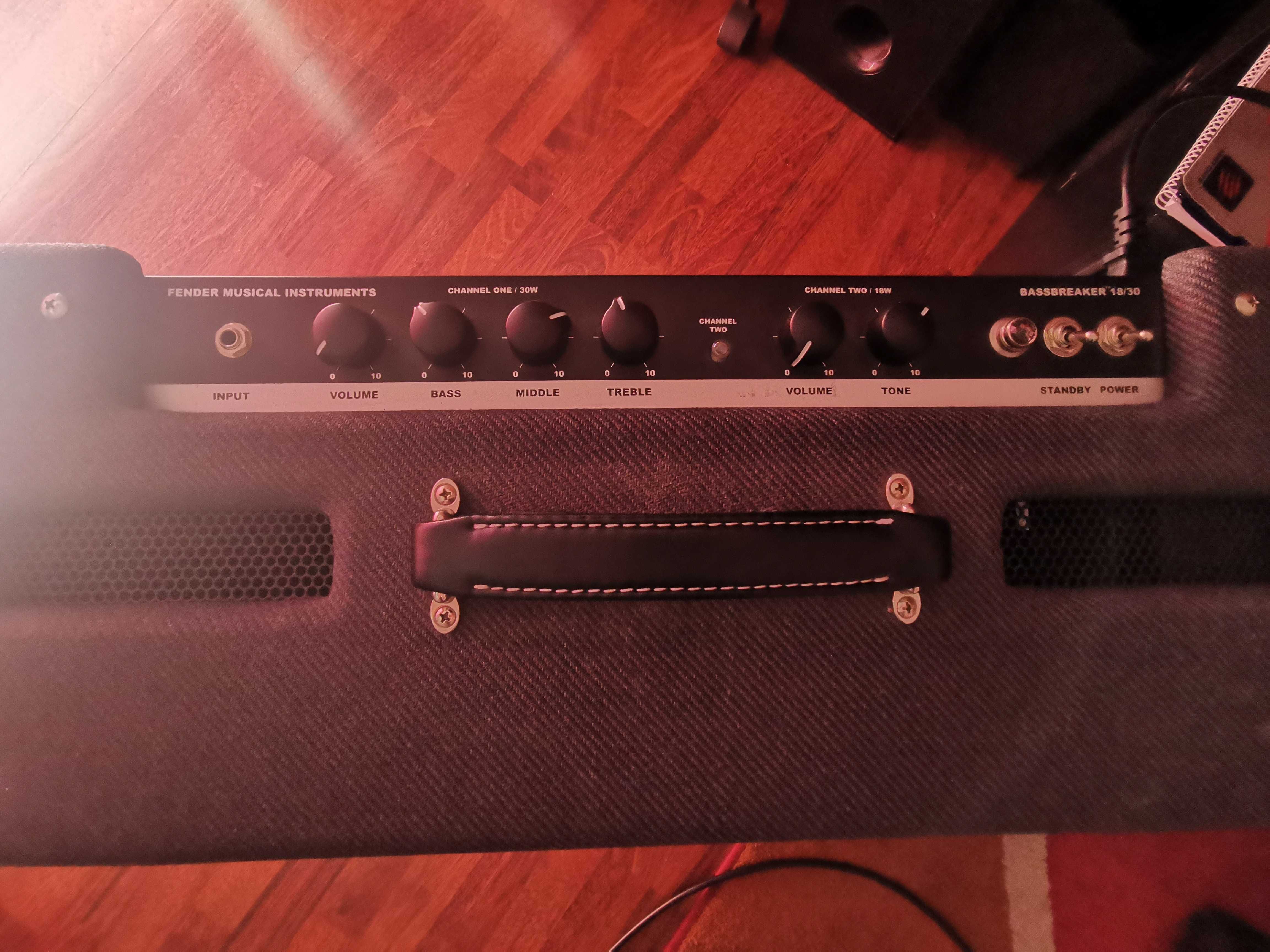 Fender bassbreaker 18/30