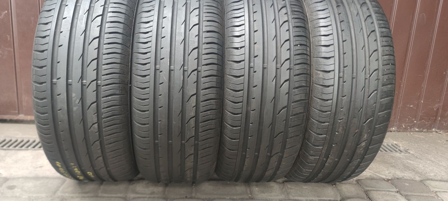 235/55/17 Continental Premiumcontakt 2 18r