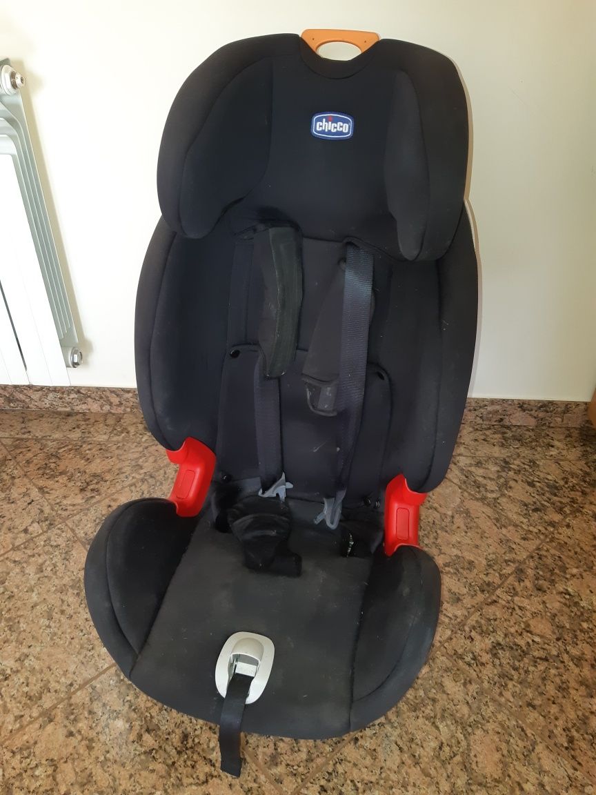 Cadeira de criança  Chicco com isofix