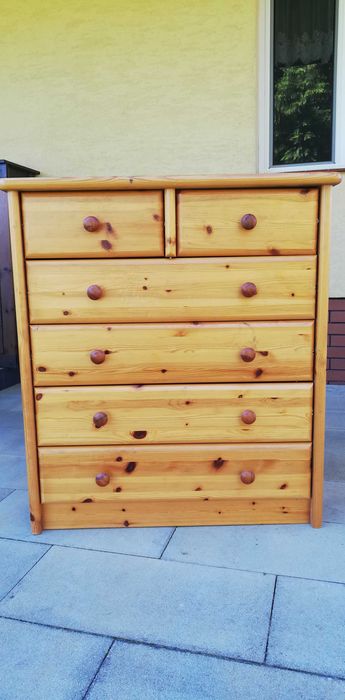 Komoda sosnowa słupek szuflady szafka szafa bieliźniarka regał drewno