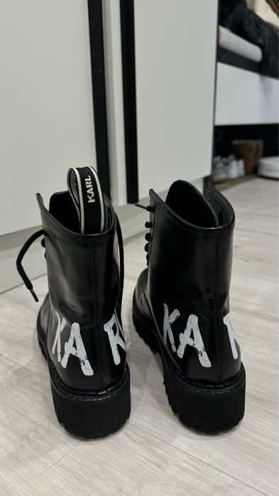 Чоботи ОРИГІНАЛЬНІ karl lagerfeld