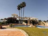 Casa / Villa T7 em Santa Bárbara de Nexe de 551,00 m2