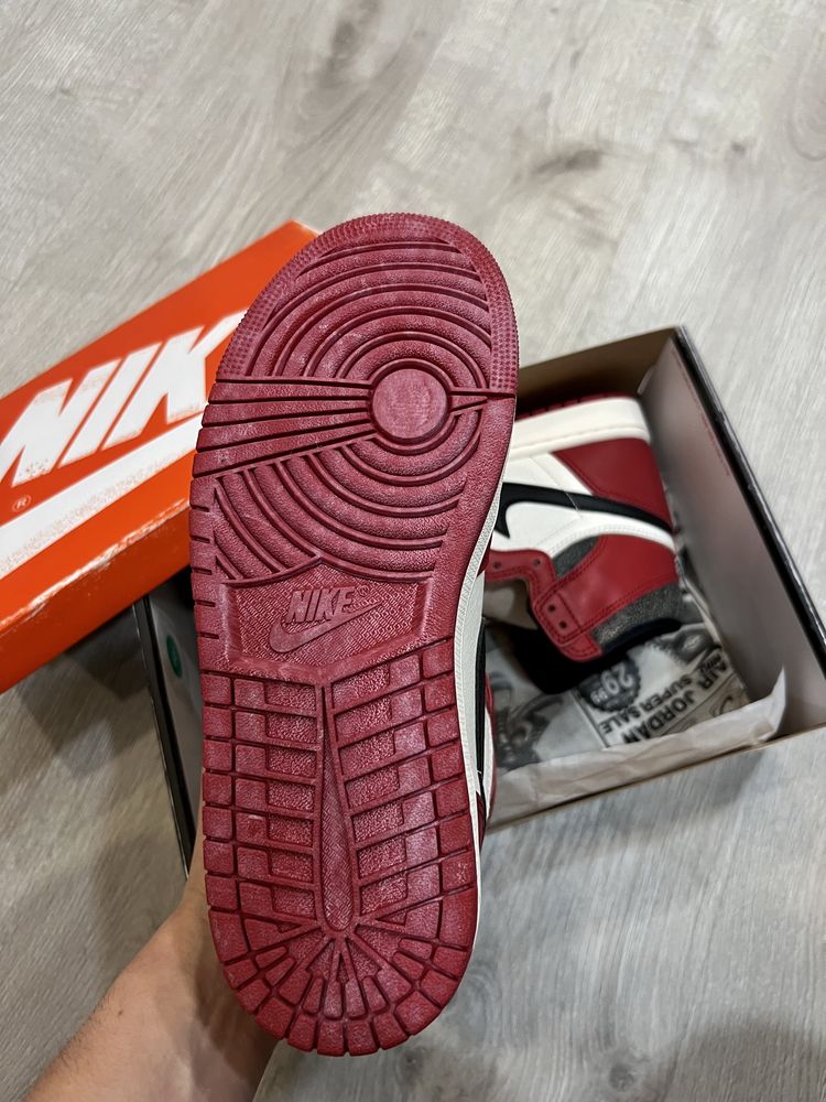 Jordan 1 Retro High OG Chicago Lost and Found 39