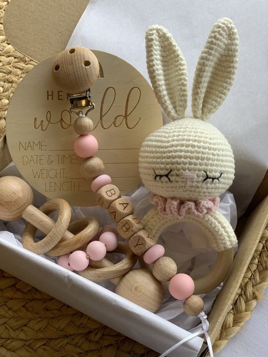 Набір подарунковий. Набір для малюка. Брязкальце. Вязана іграшка.