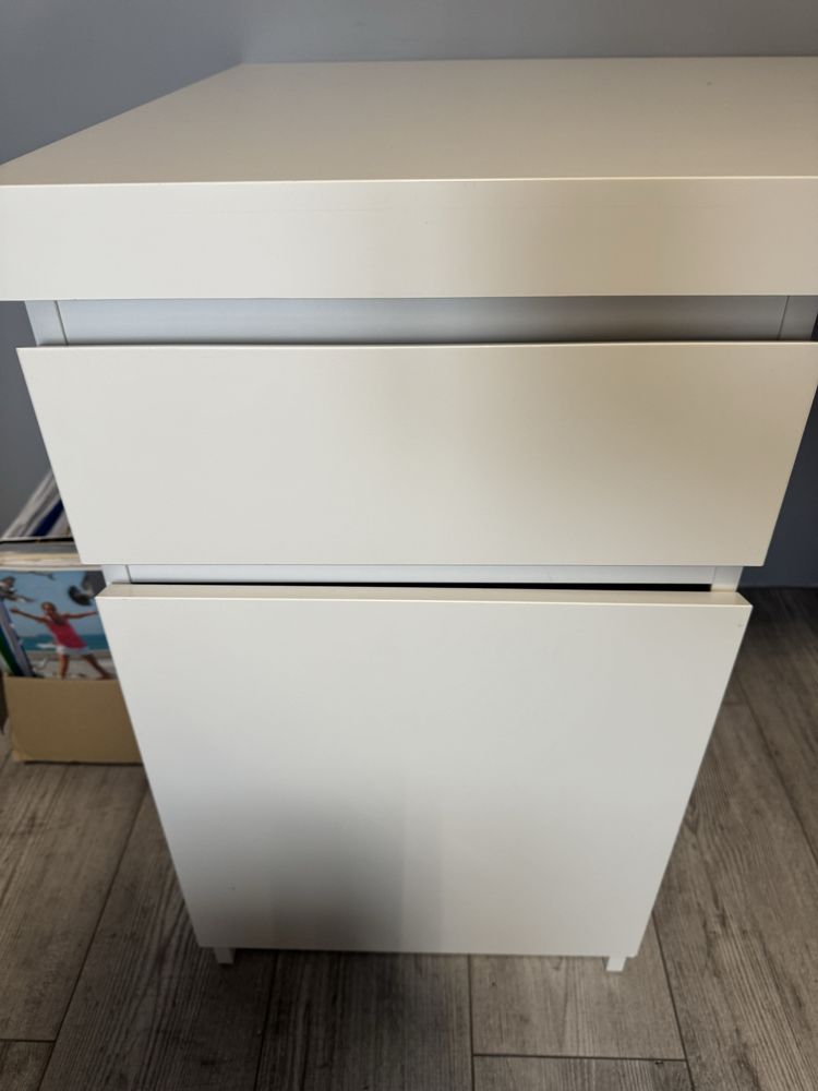 Sprzedam Biurko IKEA