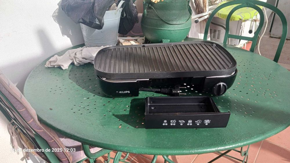 Grelhador marca  PHILIPS 2000 W