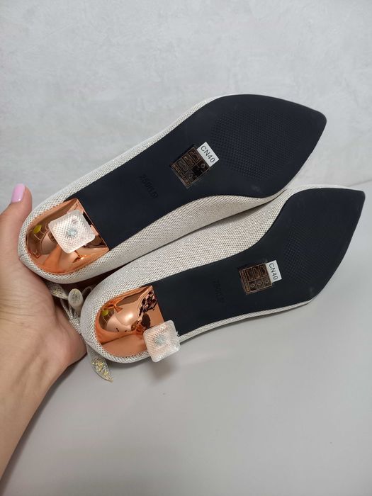 Жіночі лодочки пудрового кольору