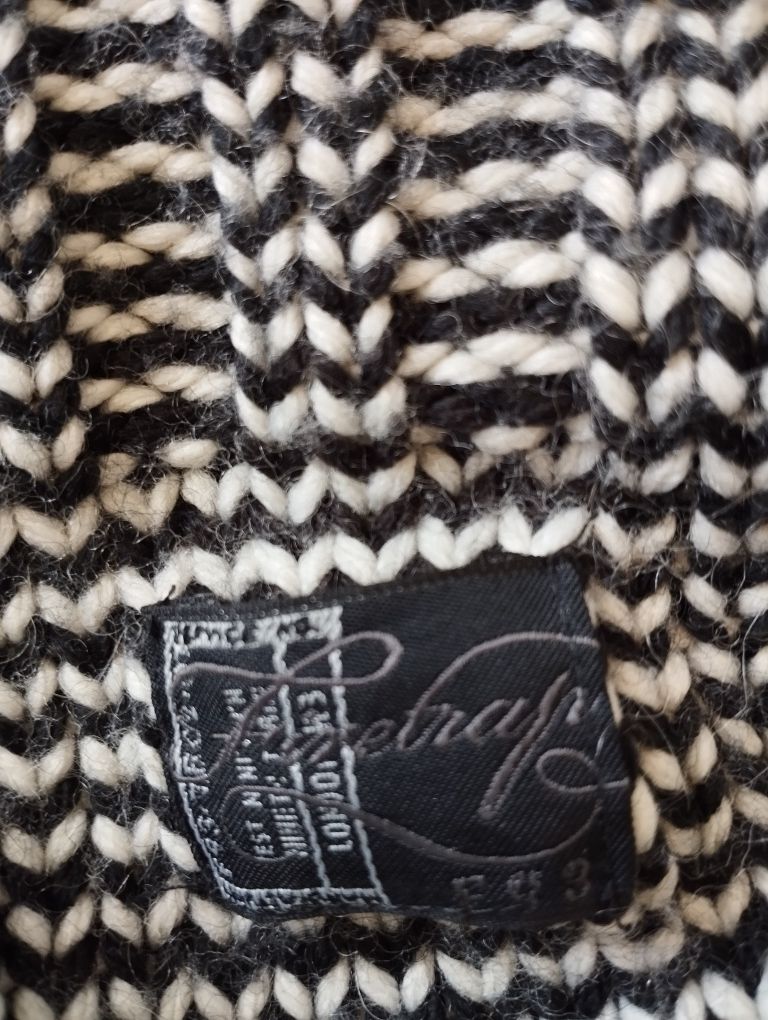 Sweter boho gruby
