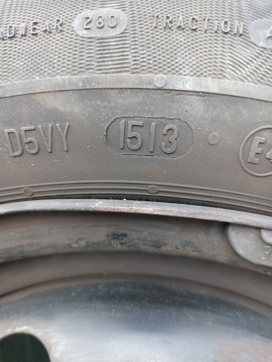 Oryginalne felgi z oponami Daewoo 175/65R14