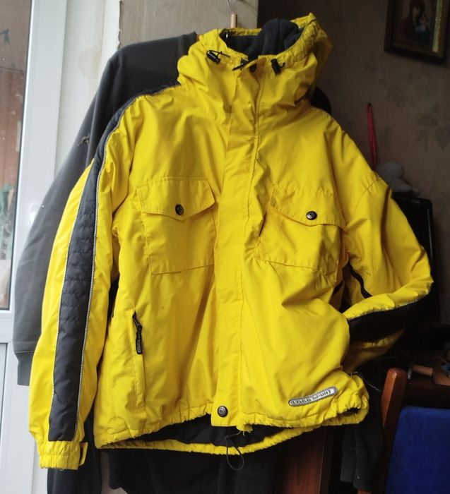 Тёплая мужская куртка