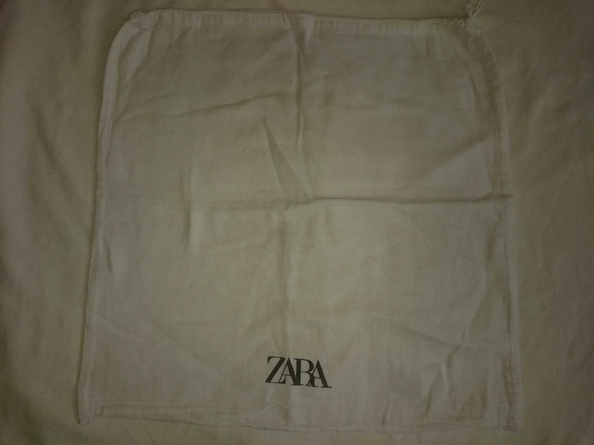 Хлопковые мешочки Zara для хранения вещей одним лотом.