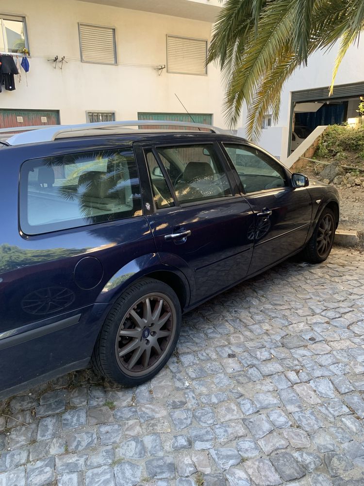 Vendo ford mondeo em muito bom estado