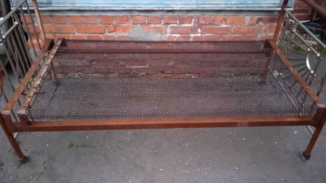 Продаю ліжко металеве - 190 х 90 см