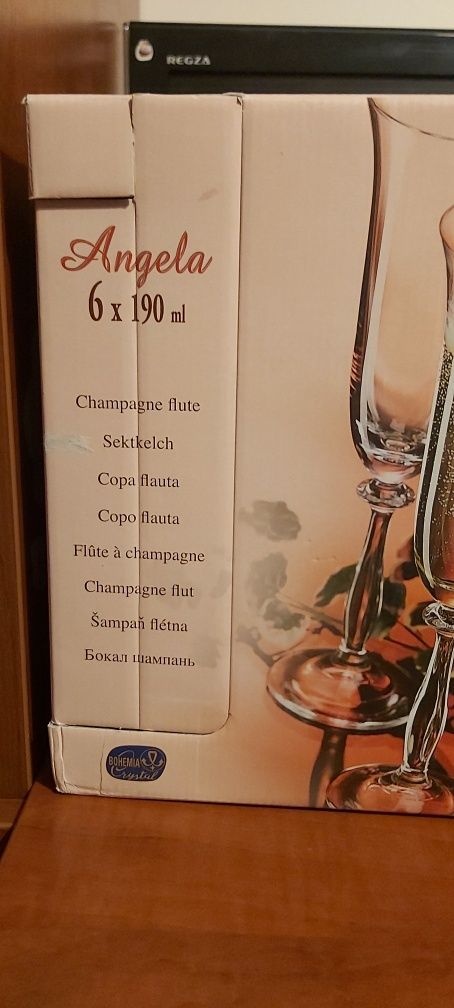 Nowe kieliszki do szampana 6 szt.
