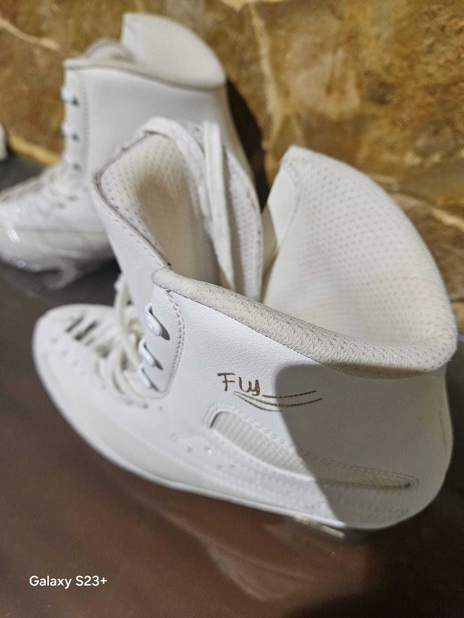 Bota de patinagem novos