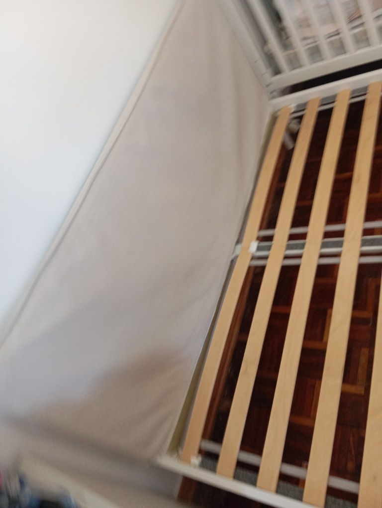 Cama casal Ikea kleppstad ótimo estado
