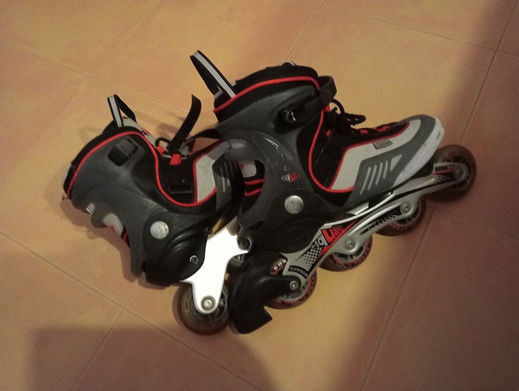 Patins em linha usados