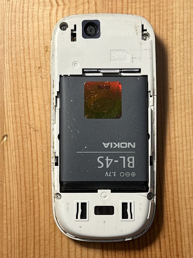 Nokia 2680s-2 (RM-392)