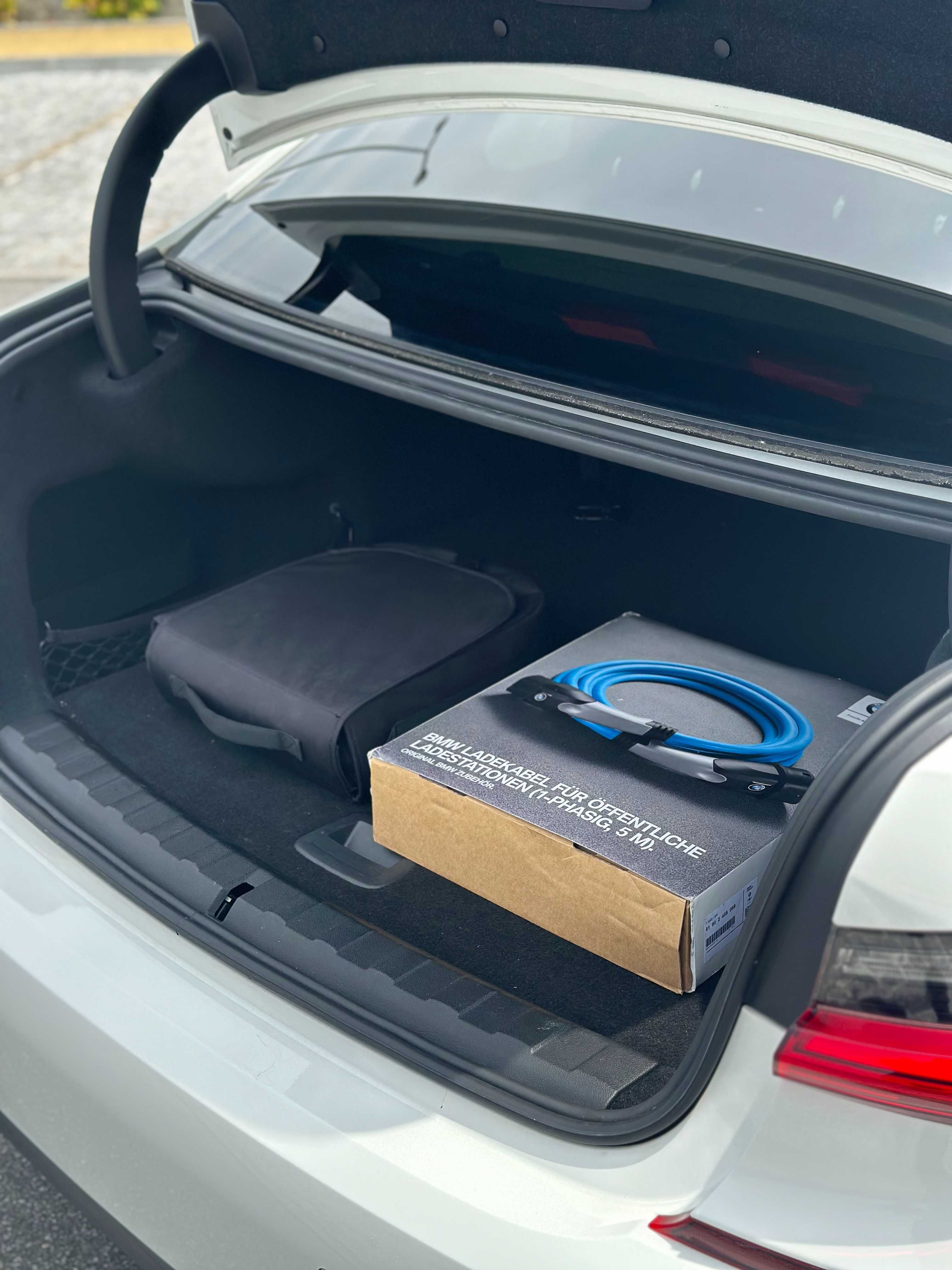 BMW 330e Pack M Auto 292cv Plug-in