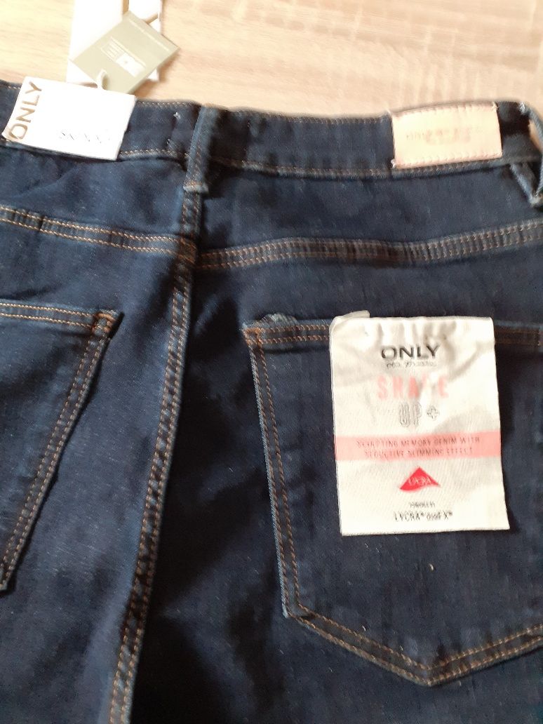 Spodnie jeans firmy ONLY nowe z metkami.
