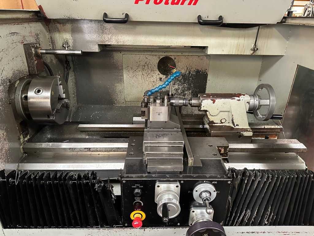 tokarka konwencjonalna tokarka CNC XYZ prototrak proturn 350