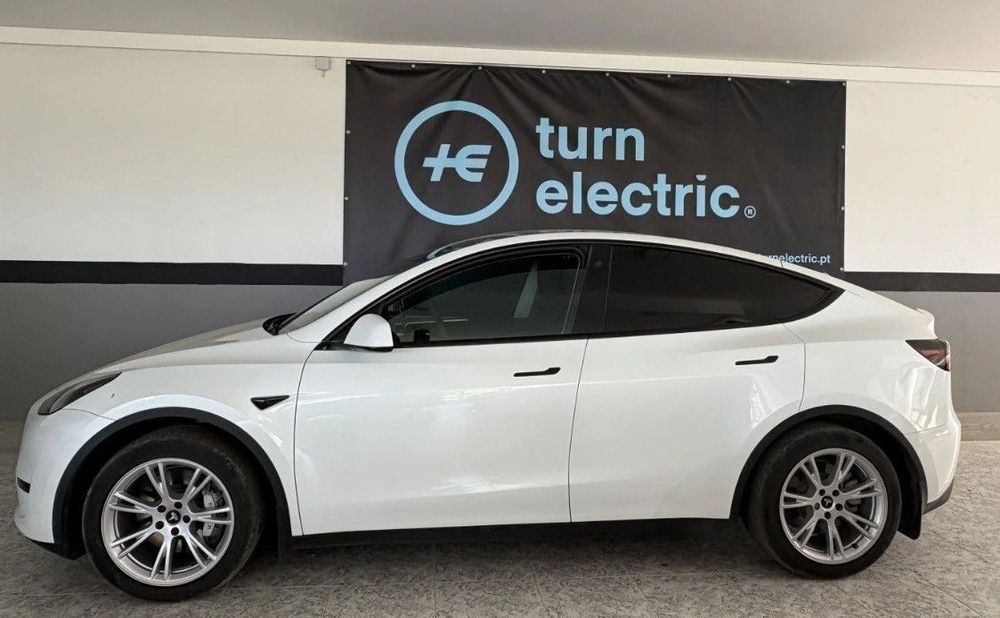 Tesla Model Y Tração Traseira
