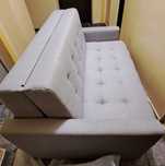 Dwuosobowa sofa z funkcją spania