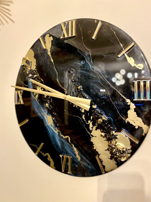 Zestaw stolik i zegar