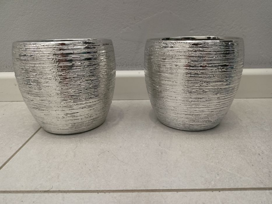 Osłonka doniczka srebrna grawerowana