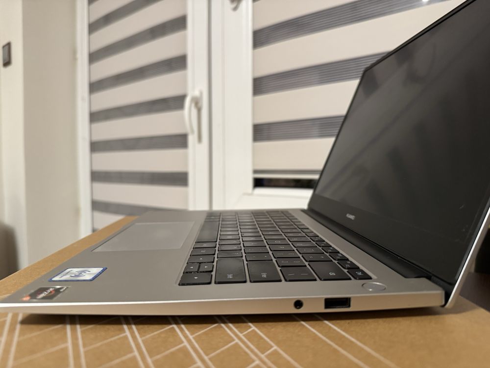 Laptop Notebook huawei matebook D14