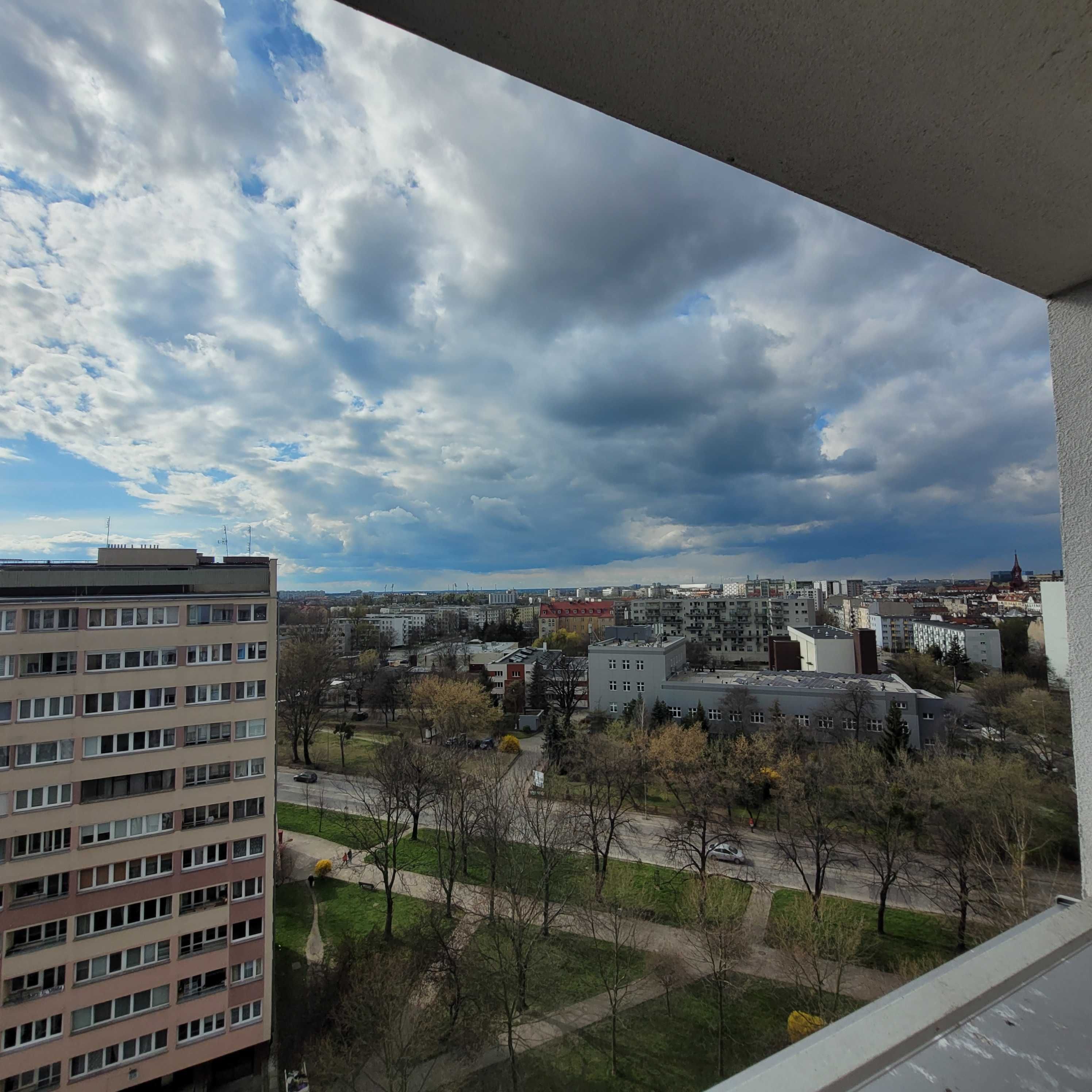 Mieszkanie w bardzo dobrej lokalizacji przy SkyTower Wrocław