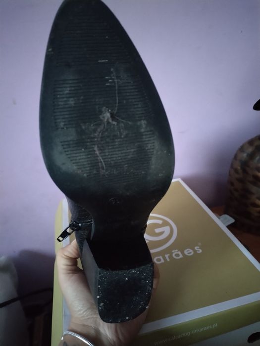 Calçado 10€ /cada